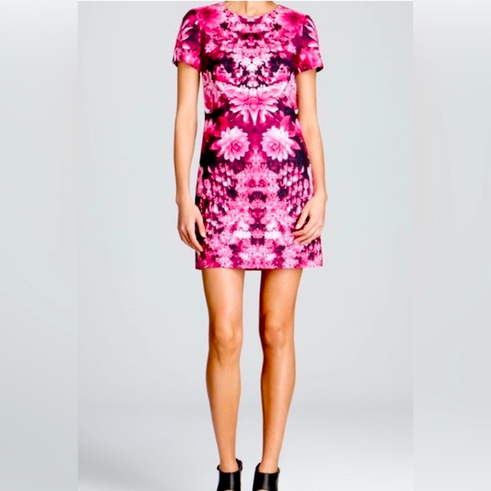 Stunning Michael Kors Shift dress